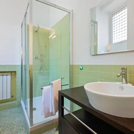 Charming Flat Near Borghese *