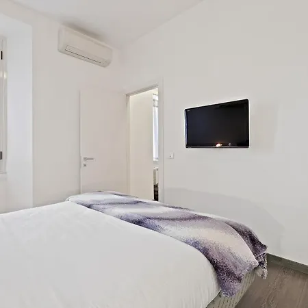 Charming Flat Near Borghese Apartamento