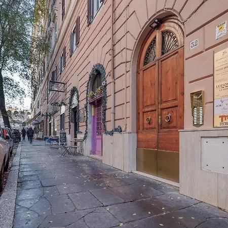 Charming Flat Near Borghese Apartamento